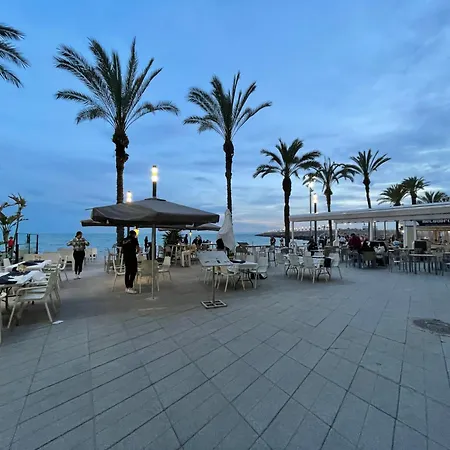 Superior La Playa! 3 Bedrooms! 2 Baths! Air Condition! Side Sea View! Appartement Torrevieja