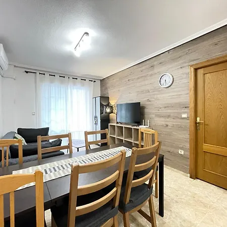 Superior La Playa! 3 Bedrooms! 2 Baths! Air Condition! Side Sea View! 托雷维耶哈